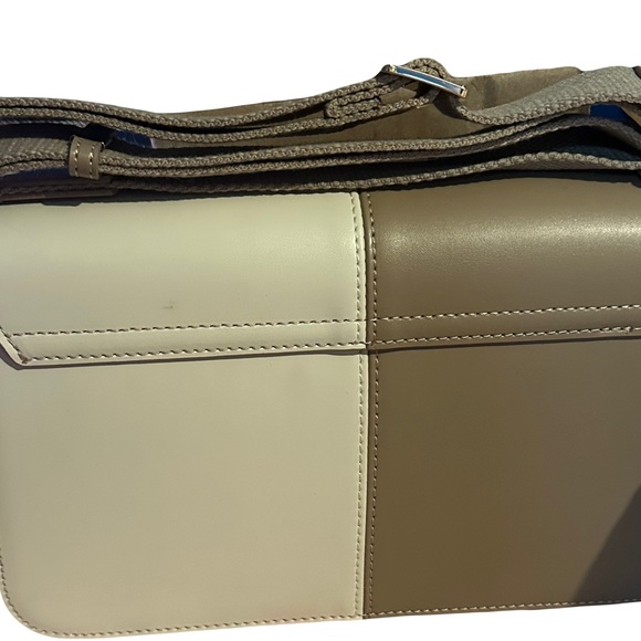 Trina Turk taupe and off white handbag/crossbody NWT - Picture 2 of 8